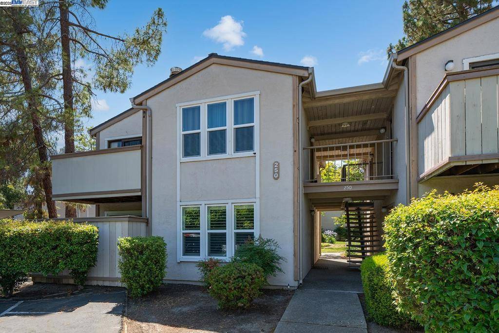 250 Chilpancingo Pkwy #5, Pleasant Hill, CA 94523
