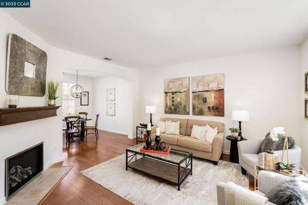 Pleasant Hill, CA 94523,16 Warhol Way