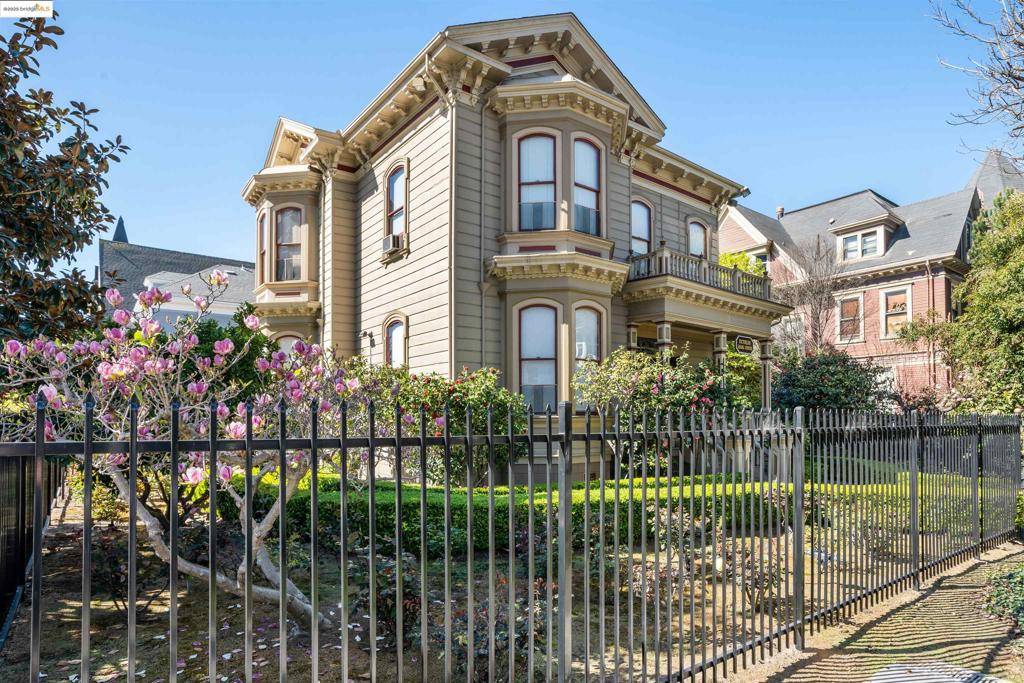 Oakland, CA 94607,653 11th Street