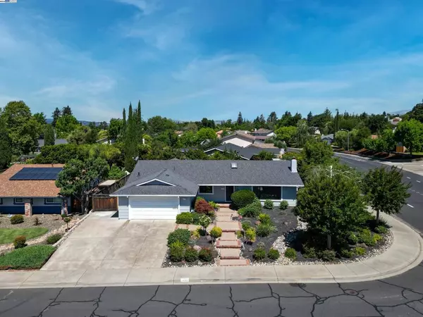 Livermore, CA 94550,1492 Windsor Way
