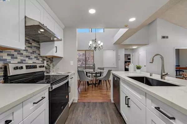 Newark, CA 94560,6488 Buena Vista Dr #B