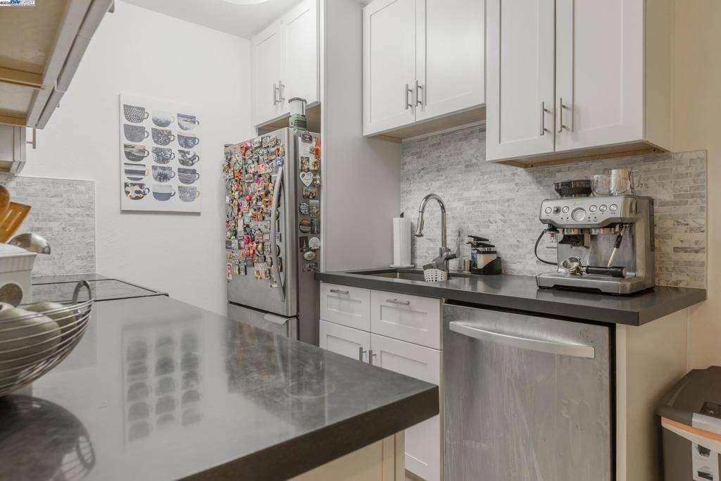 San Bruno, CA 94066,408 Boardwalk Ave #1