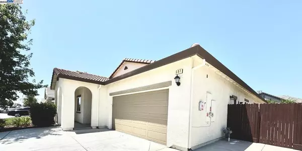 Manteca, CA 95337,597 Pendragon St