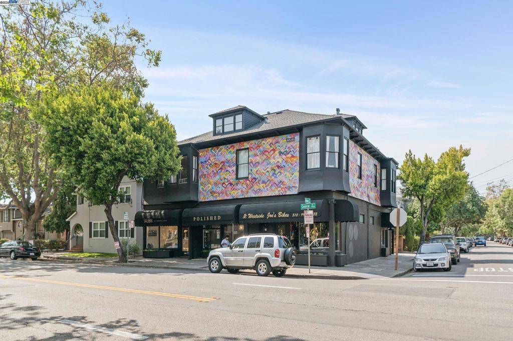 Alameda, CA 94501,Address not disclosed
