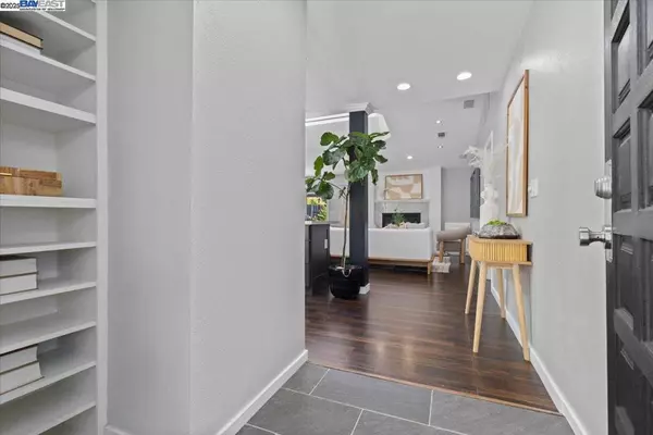 Pleasant Hill, CA 94523,1655 Wendy Dr