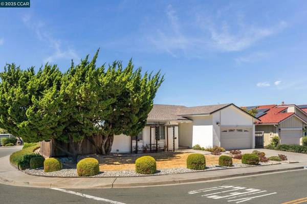 Hercules, CA 94547,103 Columbine Dr