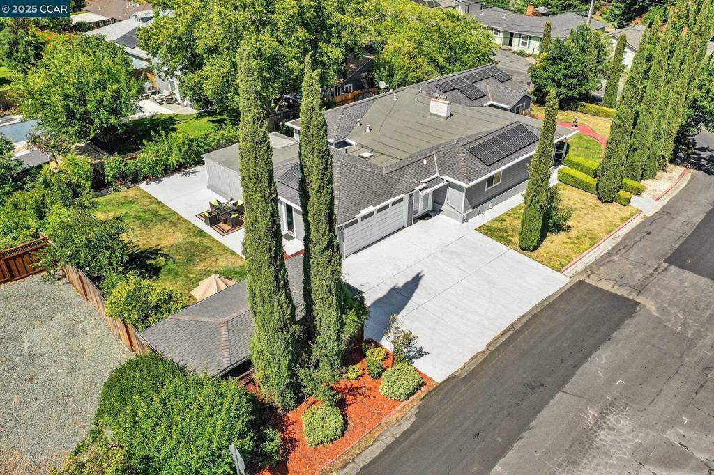 2401 Casa Way, Walnut Creek, CA 94597