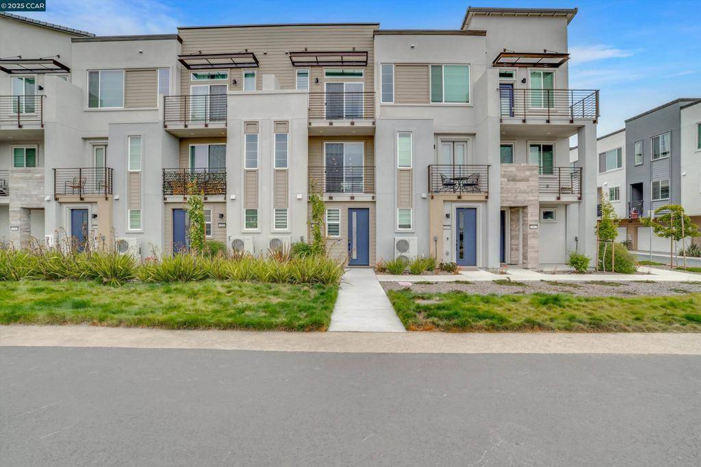 Alameda, CA 94501,2816 Cathwood Lane
