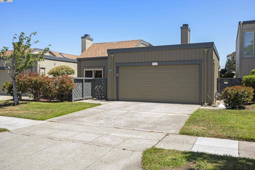 Alameda, CA 94502,3527 Magnolia Dr