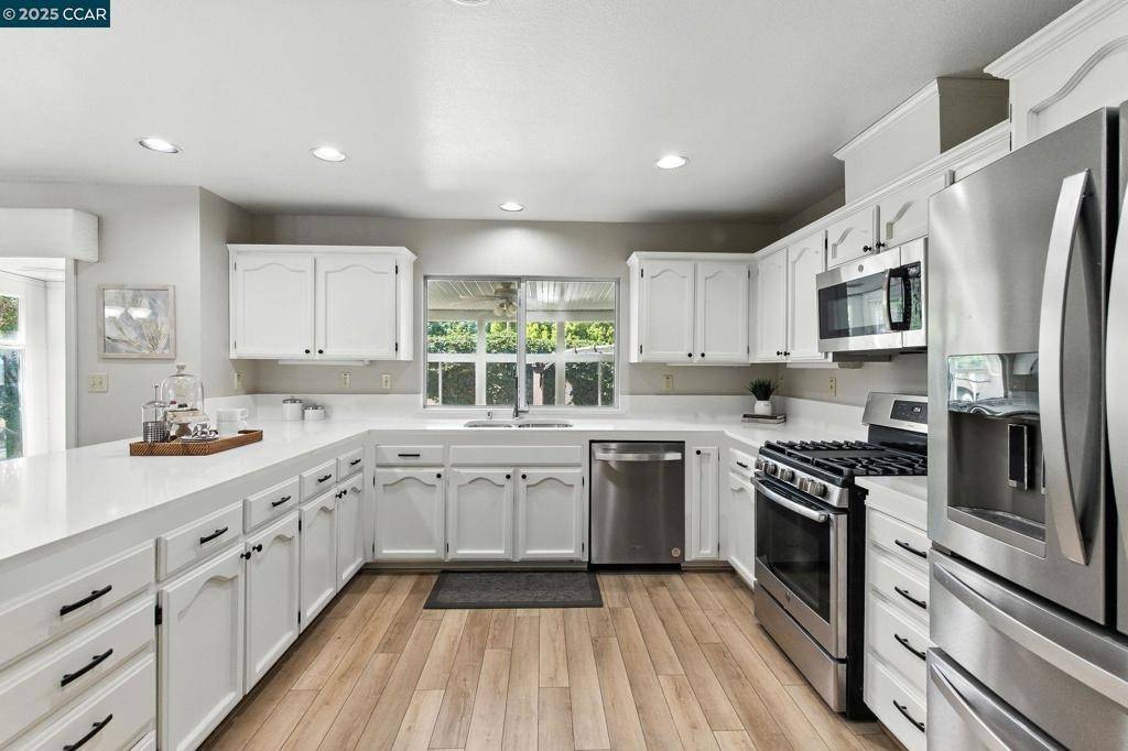 Pleasanton, CA 94566,297 Del Valle