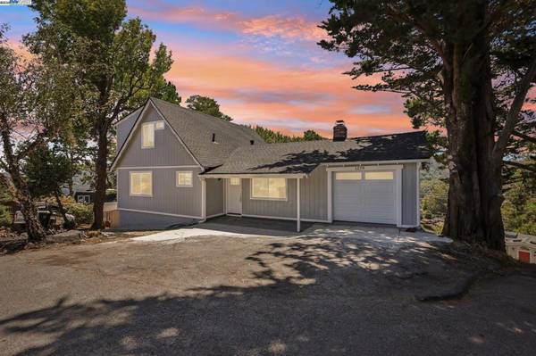 1218 Lattie Ln, Mill Valley, CA 94941
