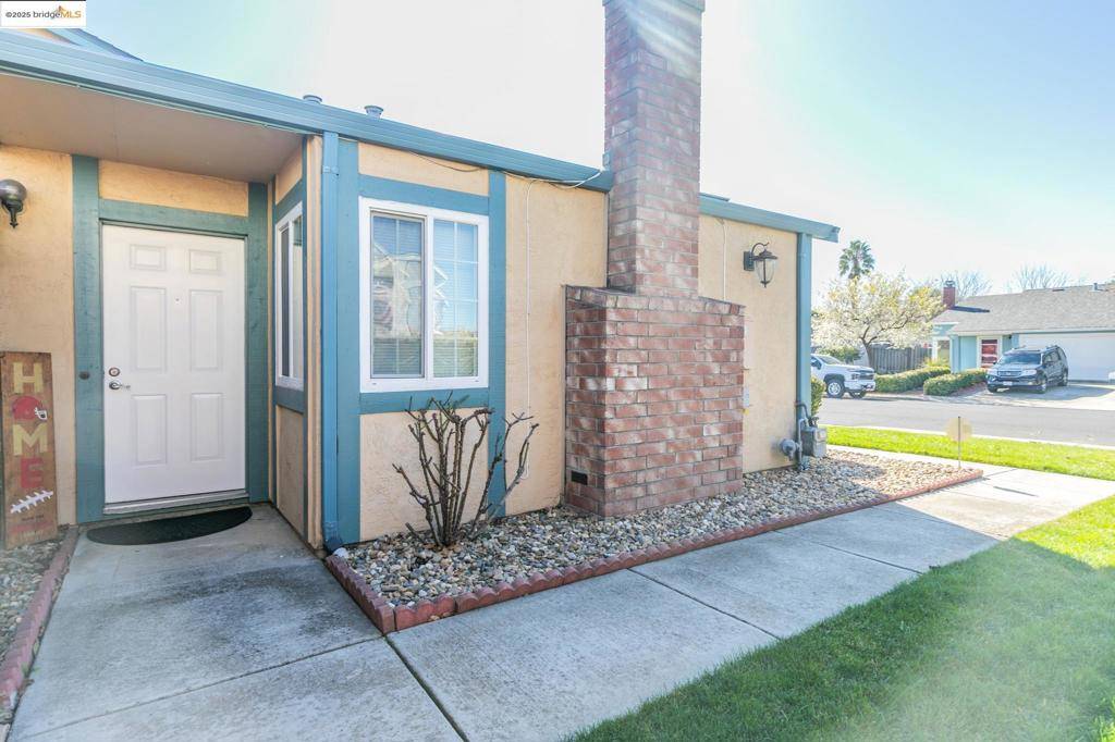 Livermore, CA 94551,2035 Monterey Dr