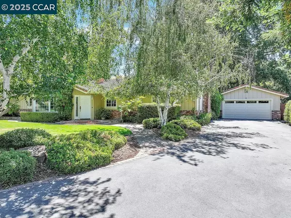 Martinez, CA 94553-9768,7 Monteira Lane
