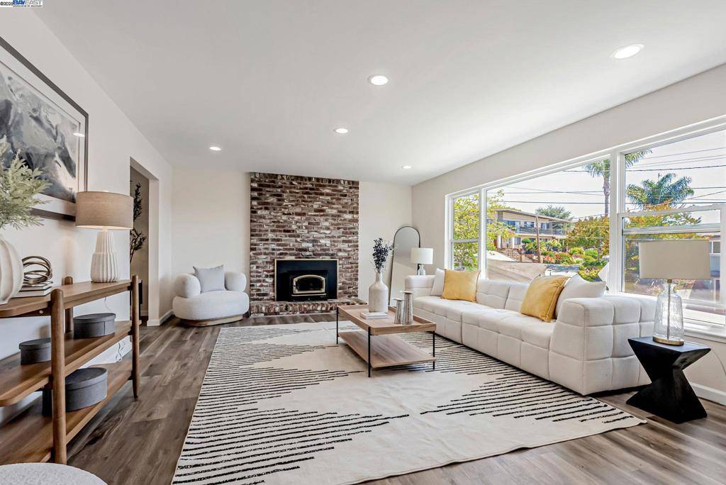 Castro Valley, CA 94546,18353 Carlwyn Dr