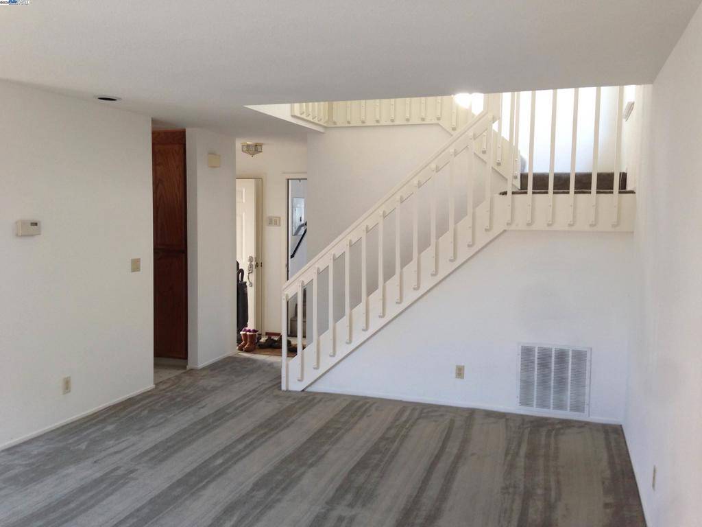 Castro Valley, CA 94552,21164 Timco Way