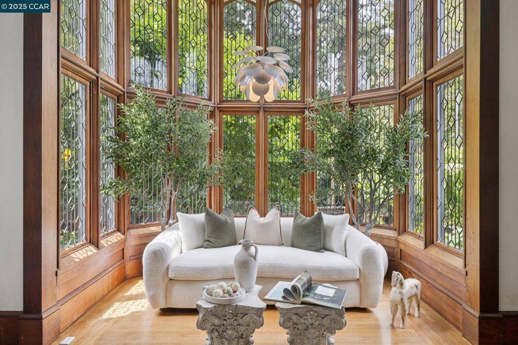 91 Tunnel Rd, Berkeley, CA 94705