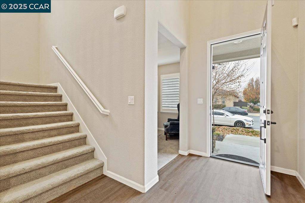 Oakley, CA 94561,369 Parkfield Way