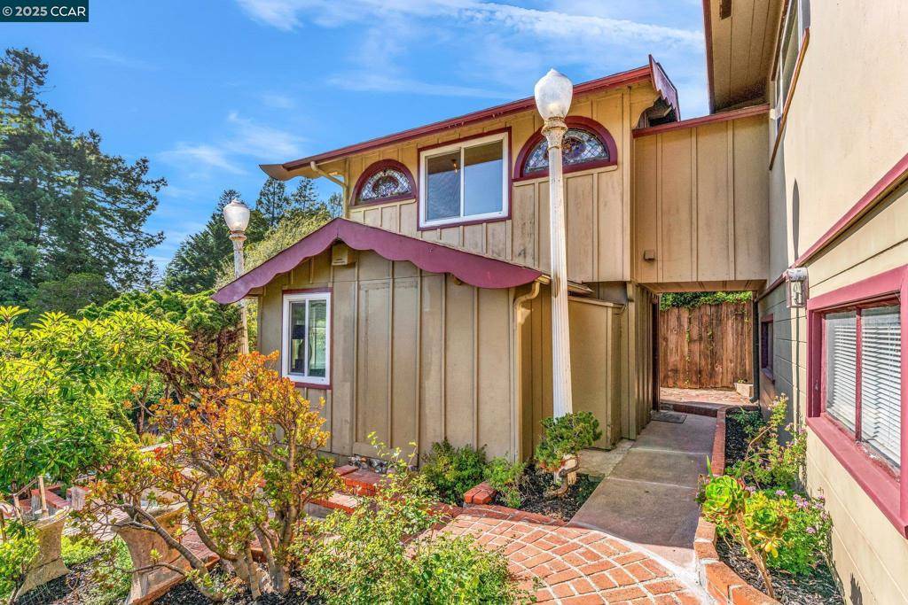 Kensington, CA 94707,139 Arlington Ave