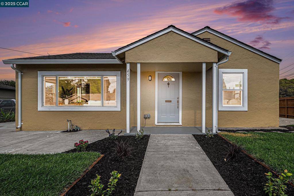 459 Phelps St, Oakland, CA 94603