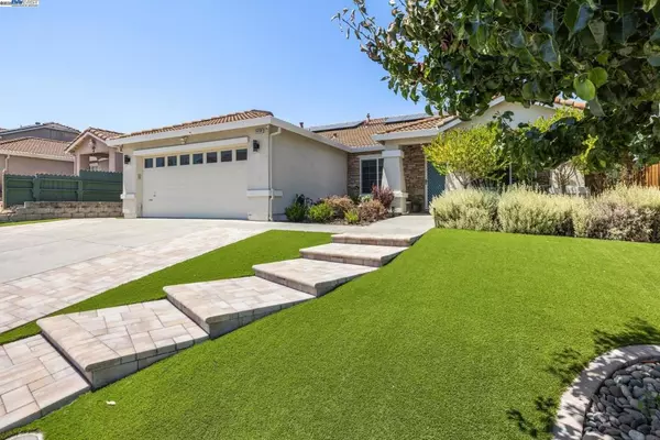 Vallejo, CA 94591,5408 La Salle Way
