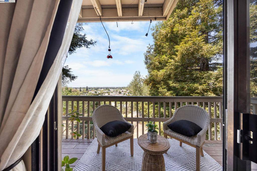 Hayward, CA 94541,1112 Holmes Way