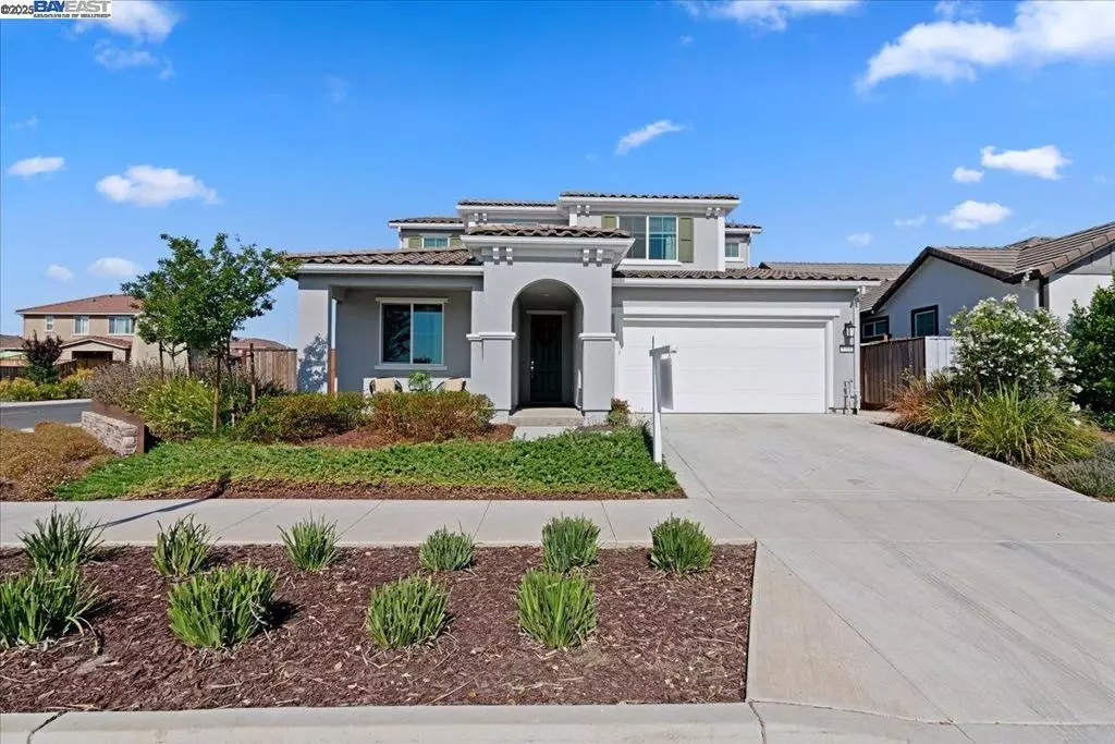 Antioch, CA 94531,5360 Trimonti Cir