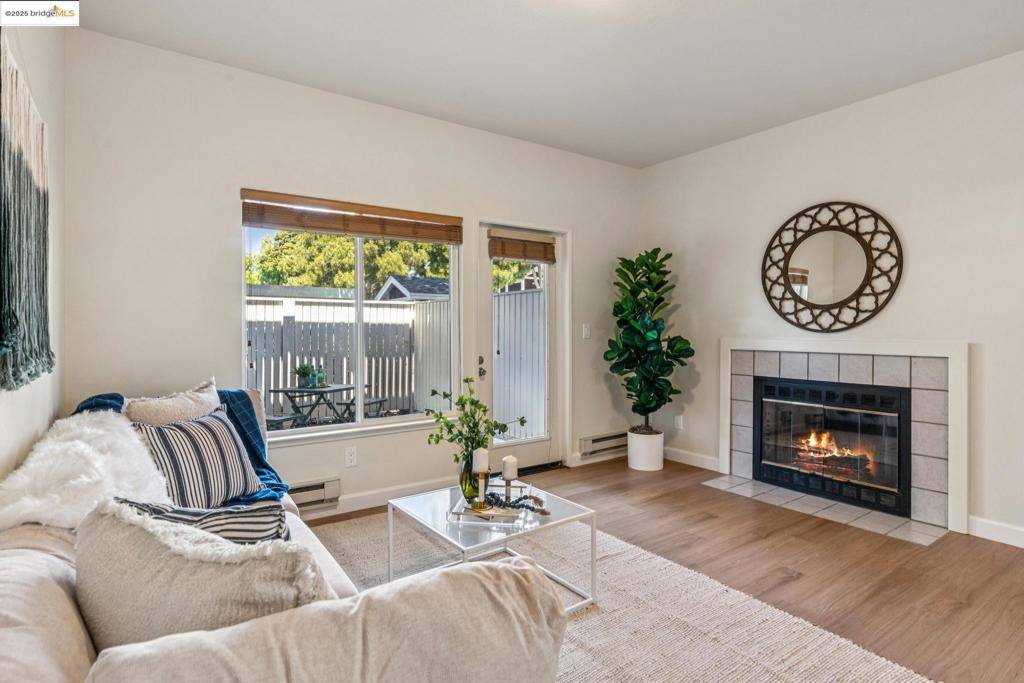 Richmond, CA 94804,227 Marina Lakes Dr