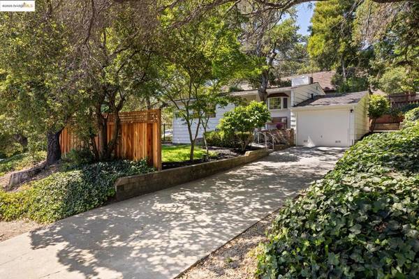 5808 MORAGA AVENUE,  Oakland,  CA 94611