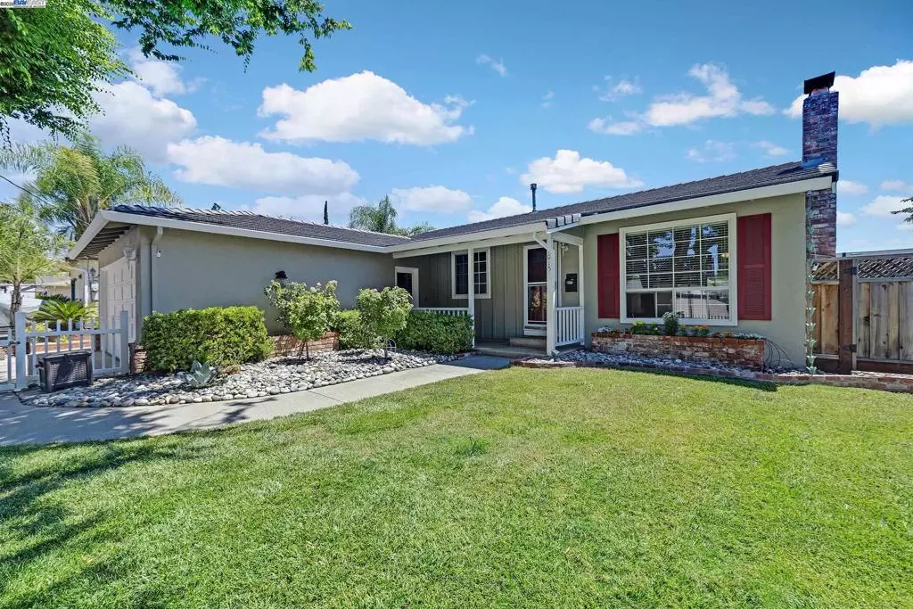 Livermore, CA 94550,1015 Redondo Way