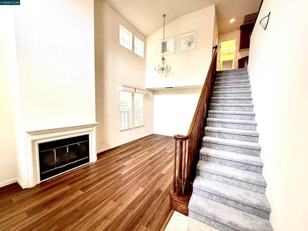 Pleasant Hill, CA 94523,54 Village Square Pl