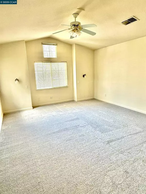 Pleasant Hill, CA 94523,54 Village Square Pl