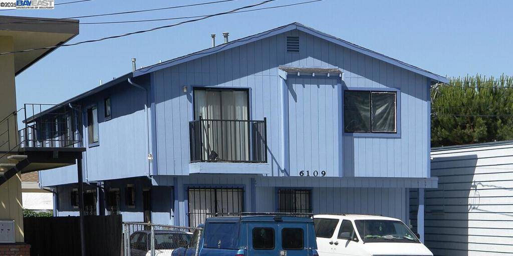 6109 Foothill Blvd, Oakland, CA 94605