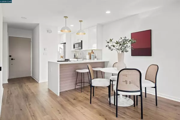 Walnut Creek, CA 94596,1411 Creekside Dr #7