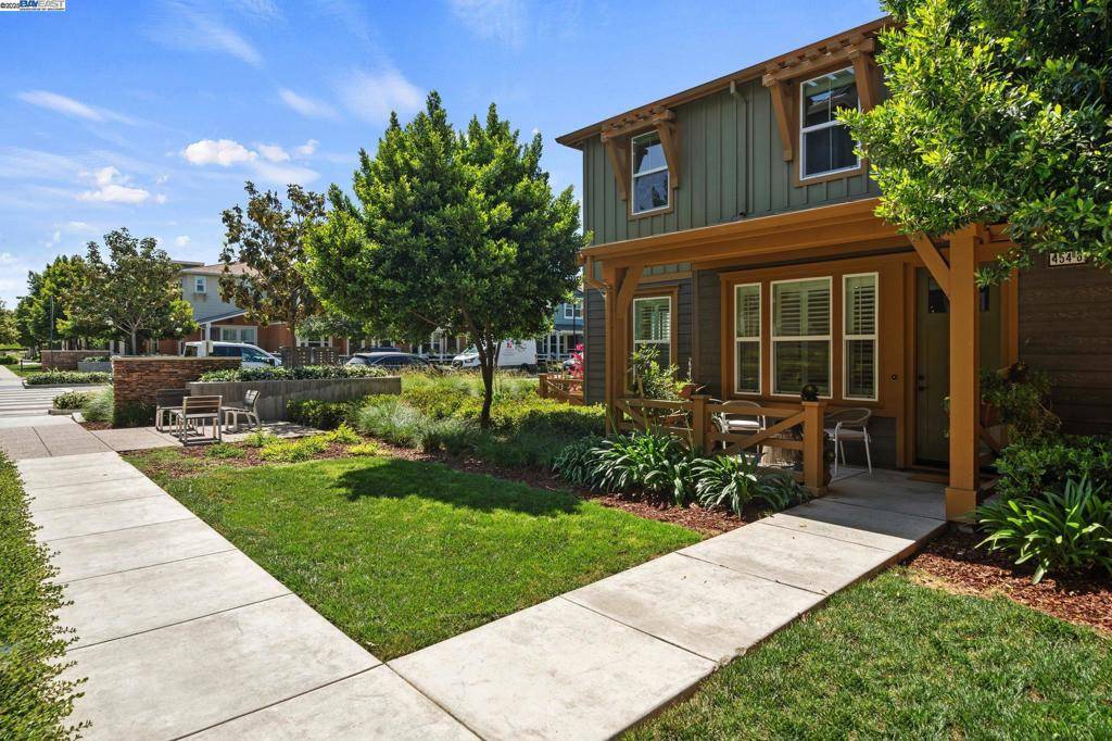 454 Persimmon Common ##8, Livermore, CA 94551