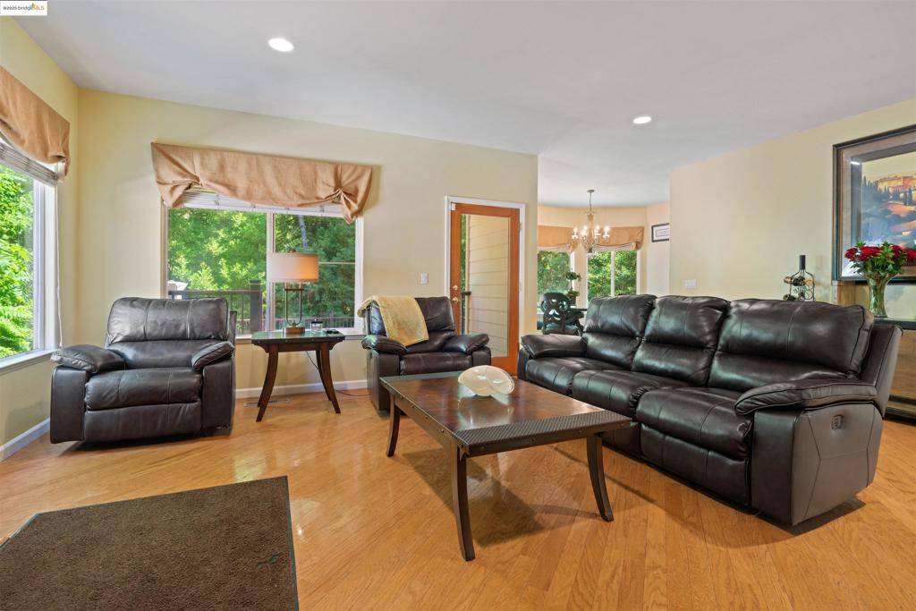 El Sobrante, CA 94803,628 Stanley Ln