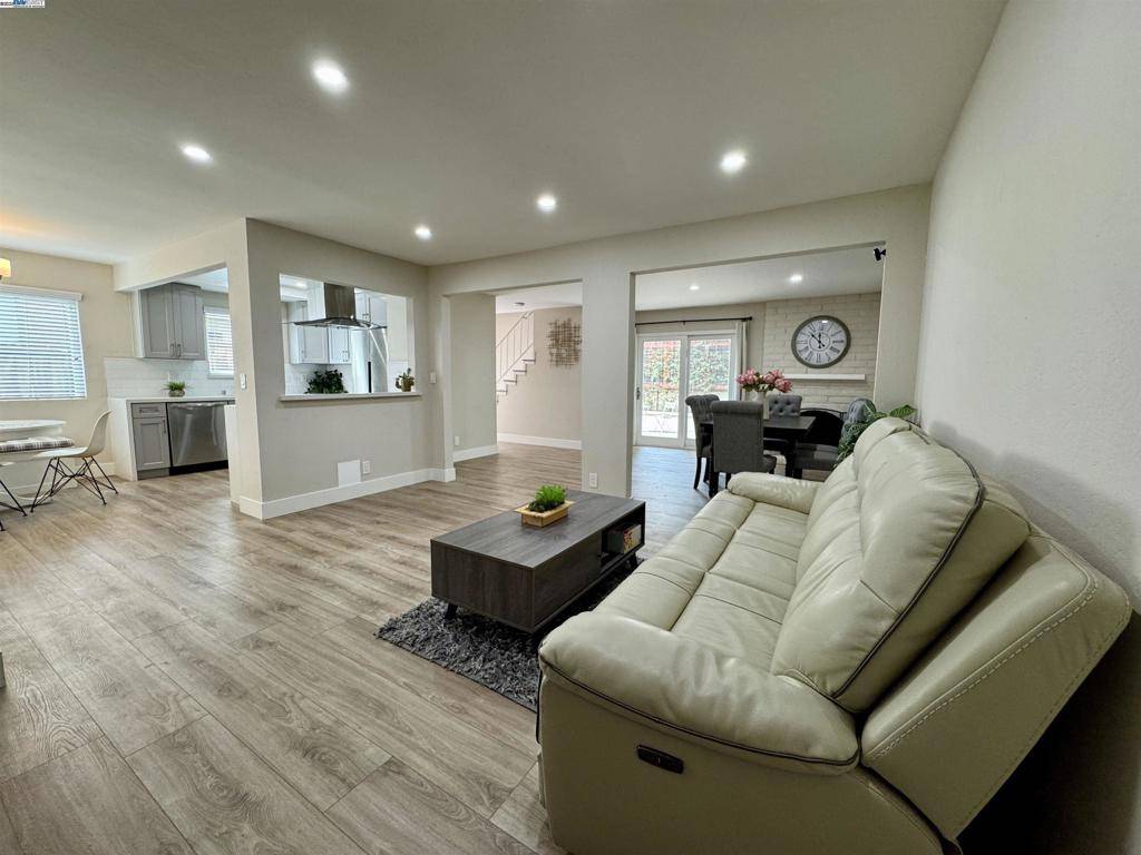 Walnut Creek, CA 94597,1145 Corrie Ln