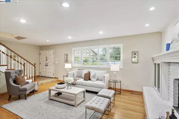 Walnut Creek, CA 94598,3428 Sugarberry Lane