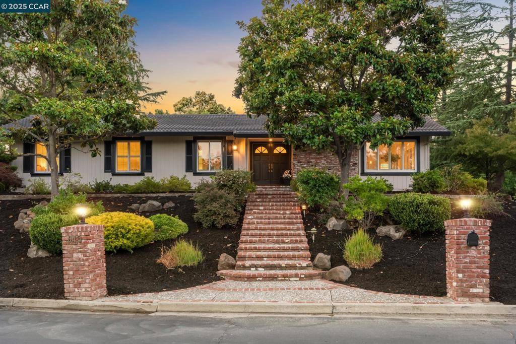 645 Dolphin Dr, Danville, CA 94526