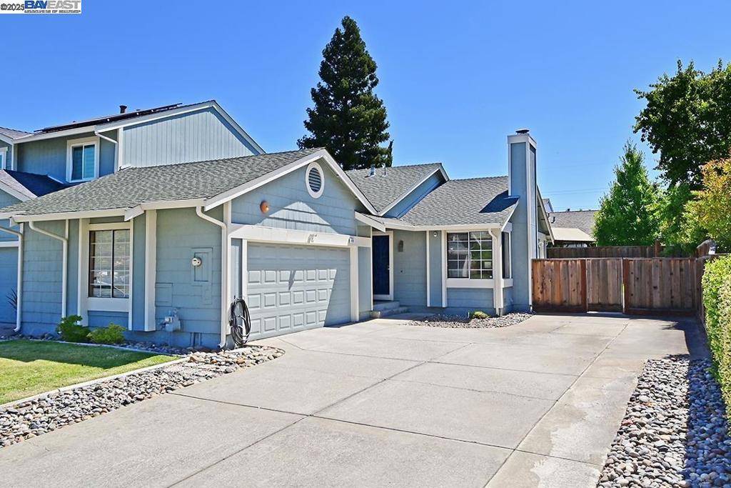 476 Mulqueeney St, Livermore, CA 94550