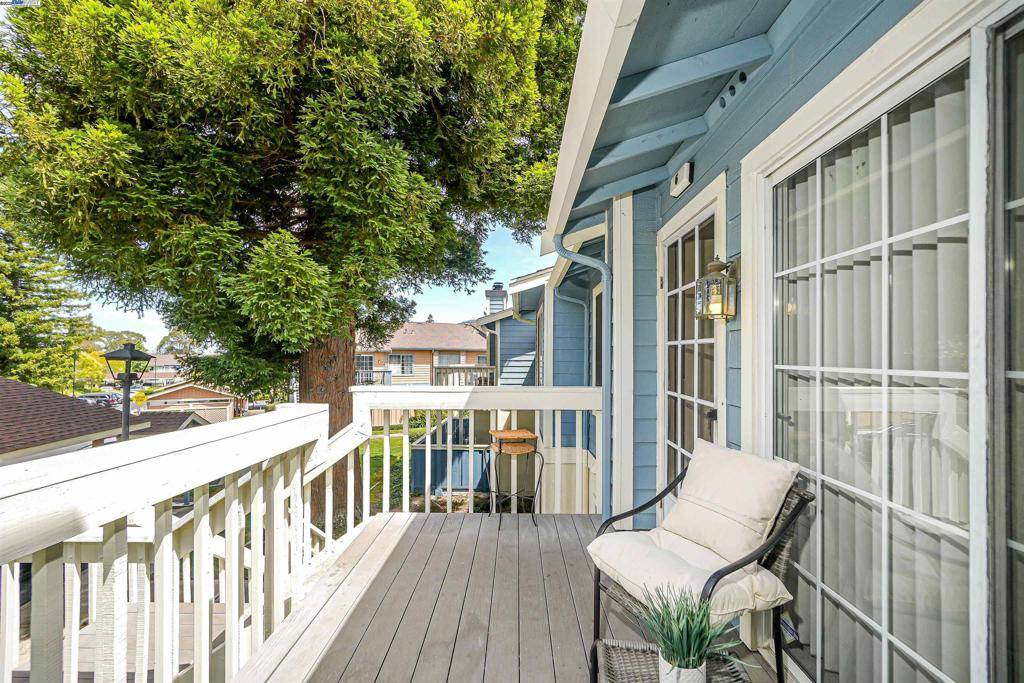 Hercules, CA 94547,6 Glenwood
