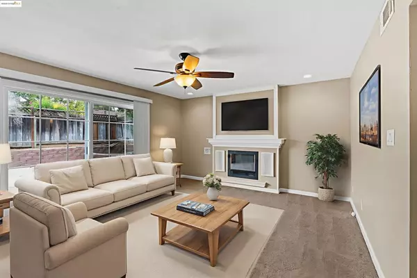 Livermore, CA 94550,838 Hazel St