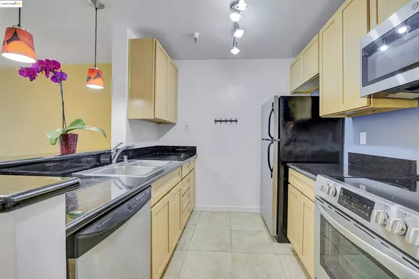 6400 Christie Ave #5109, Emeryville, CA 94608