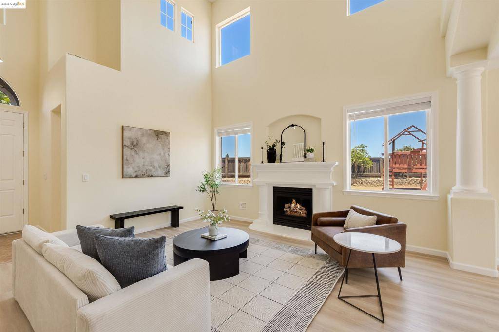 Brentwood, CA 94513,1300 Baylaurel Ct
