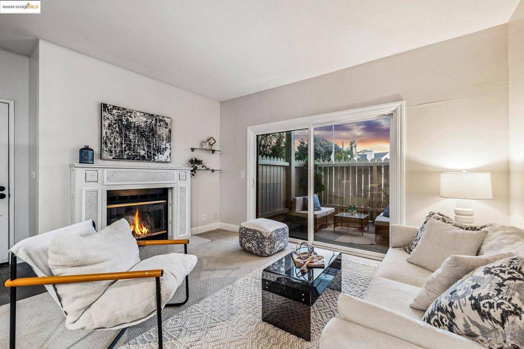 Richmond, CA 94804,215 Lakeshore Ct