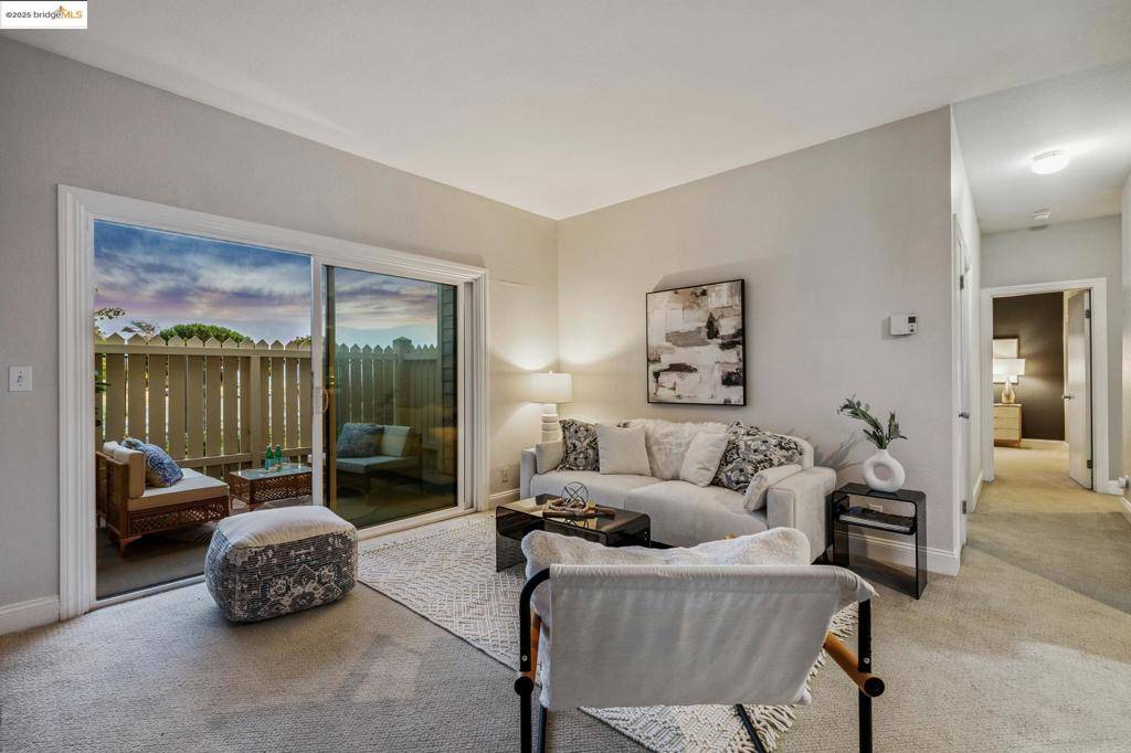 Richmond, CA 94804,215 Lakeshore Ct