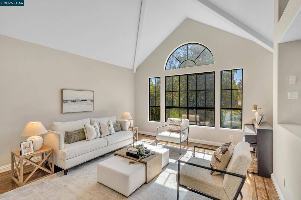 Alamo, CA 94507,40 Oak Trail Ct