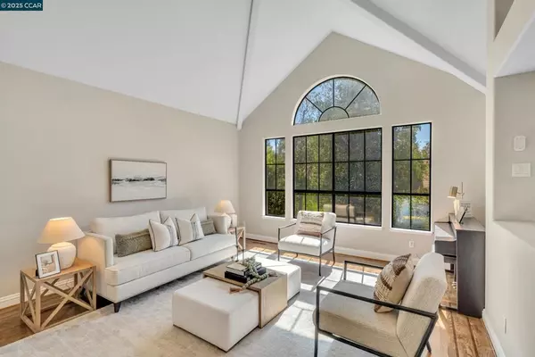 Alamo, CA 94507,40 Oak Trail Ct