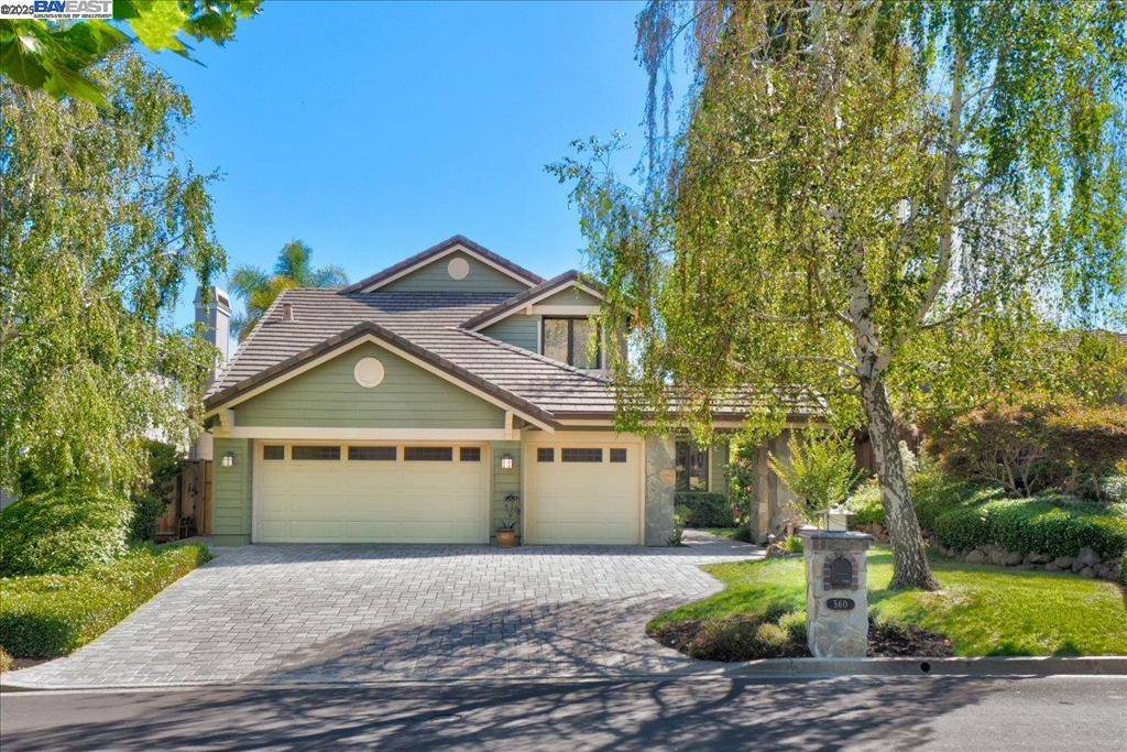 560 Buttonwood Dr, Danville, CA 94506