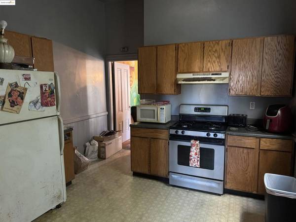 Oakland, CA 94607,1210 Peralta