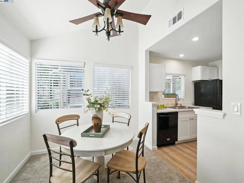 Pleasanton, CA 94588,7635 Canyon Meadow Cir #F